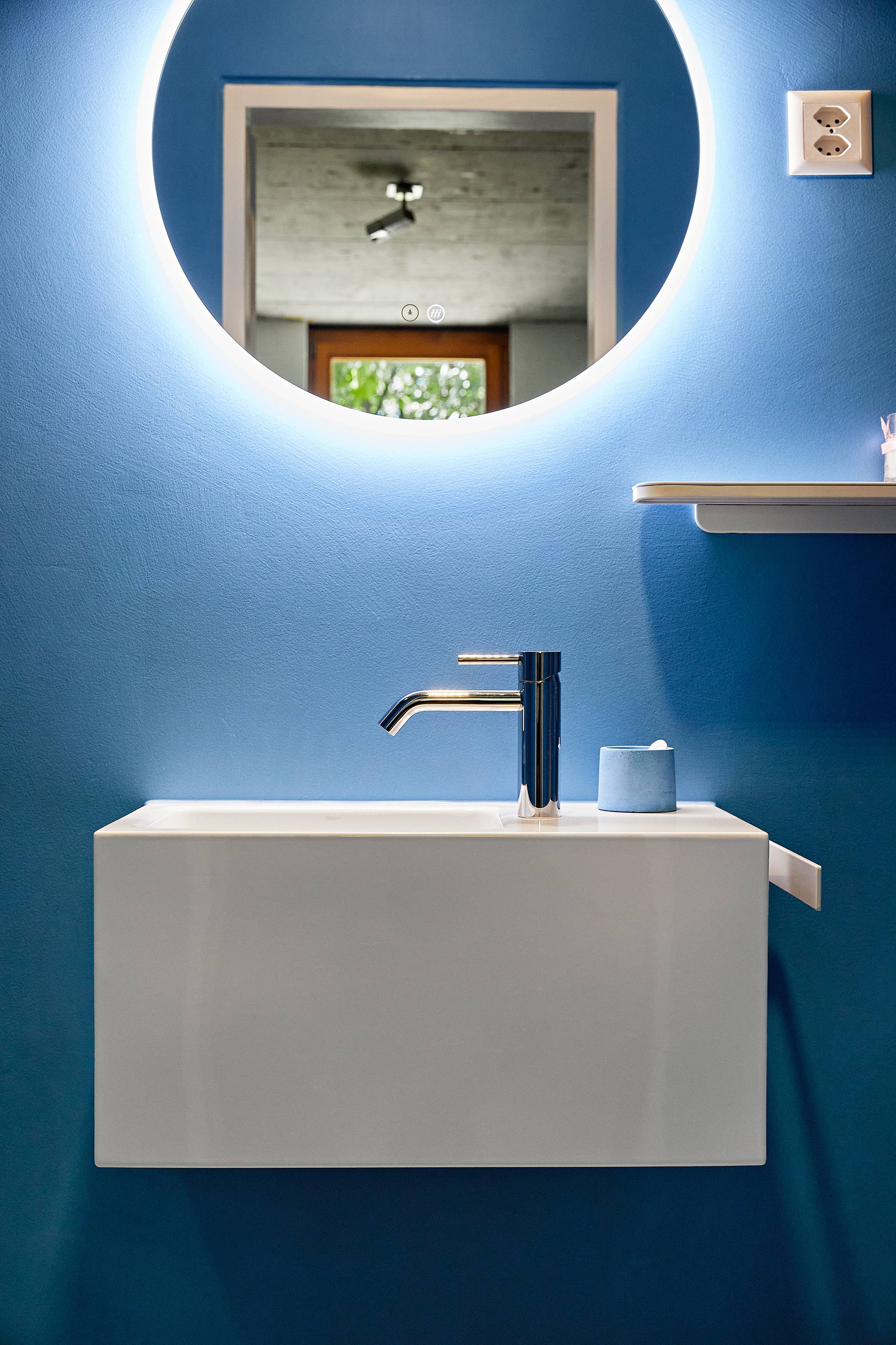 poolblau 6903