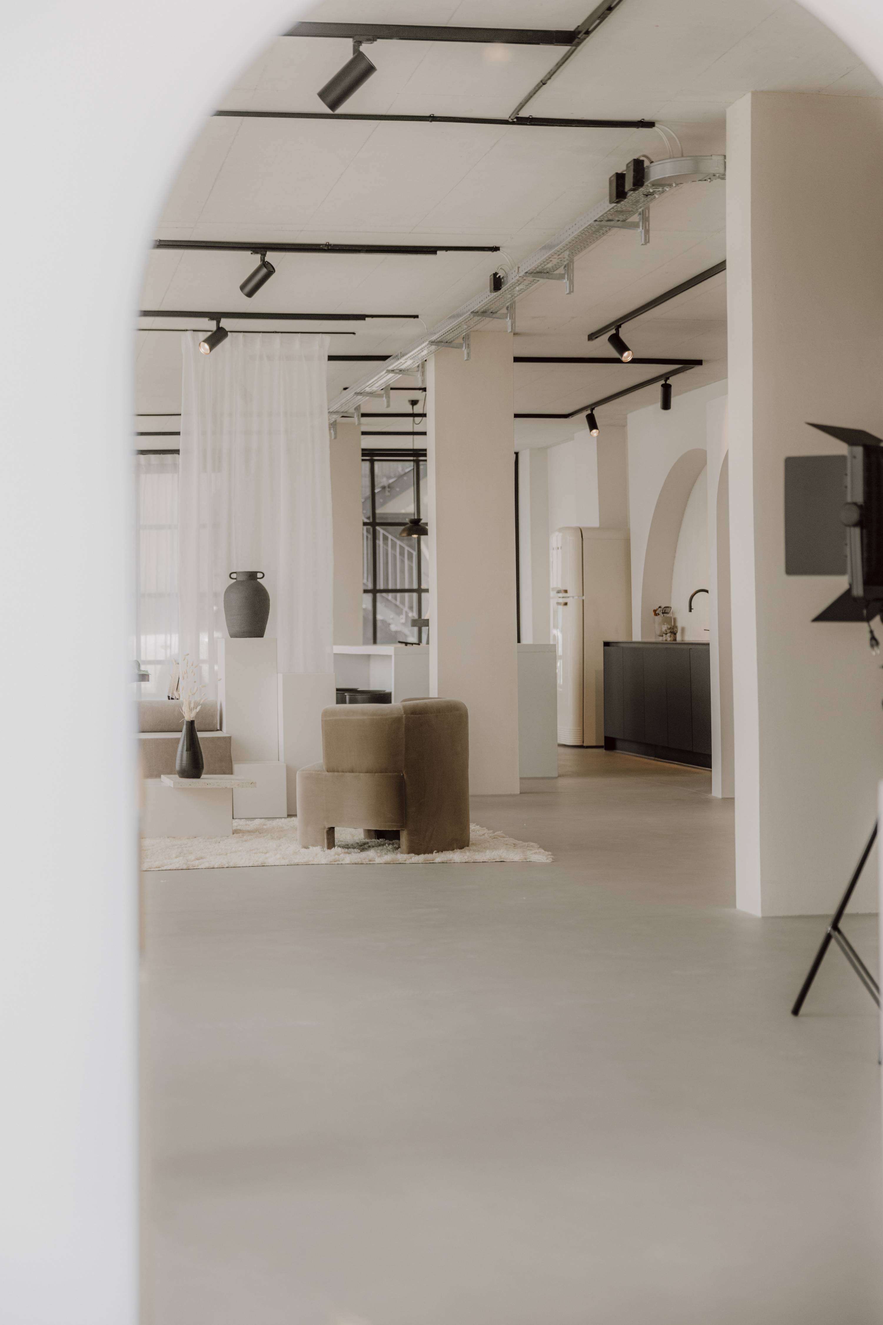 YARD_DAYLIGHT_STUDIO_I6A3895